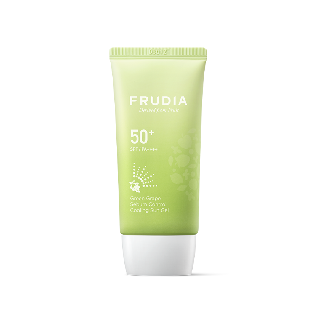 FRUDIA Green Grape Sebum Control Sun Gel offers sun protection and oil control in one. Enriched with Green Grape Extract and Niacinamide, it helps reduce shine and brighten skin. The lightweight gel absorbs quickly, hydrating without stickiness. Ideal for oily and combination skin.